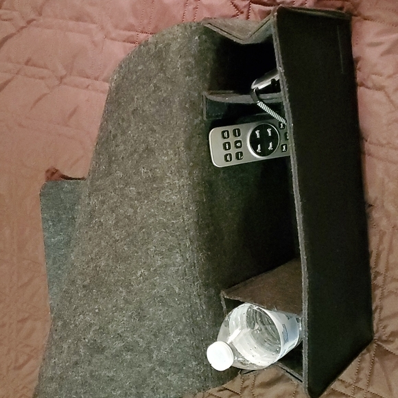 ==^️handy felt organizer for couch, armchair, bedside - Picture 10 of 16